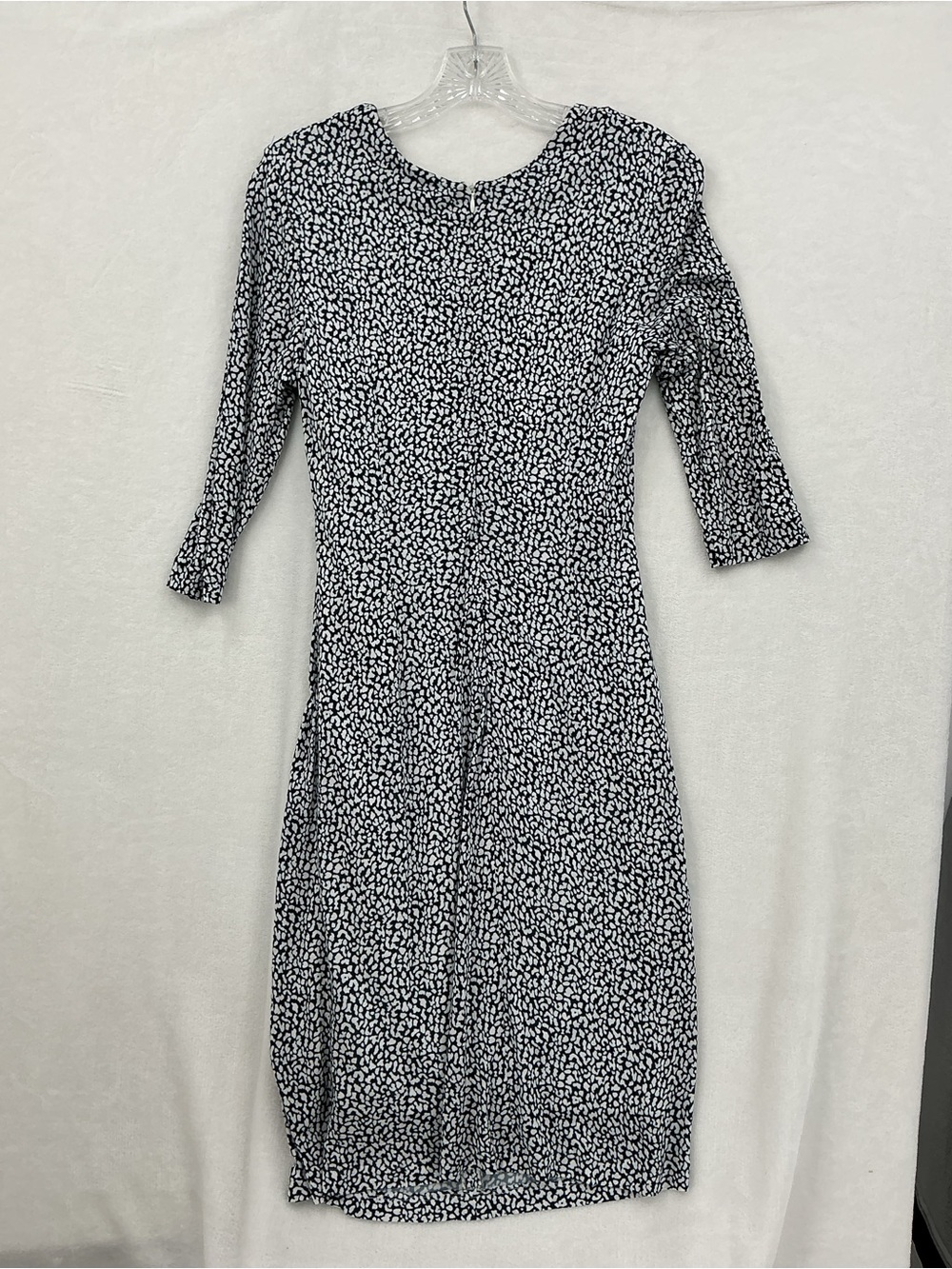 Boss Grey Printed V-Neck Midi Dress 1078 - Picture 6 of 6